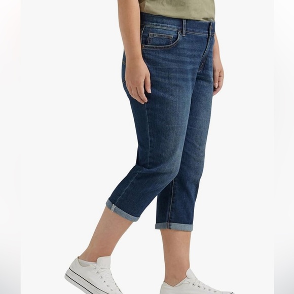 NWT Lee flex motion Capri jeans 20W - Picture 2 of 7